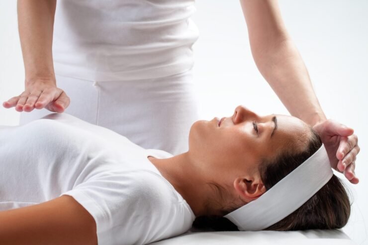 Reiki Healing in Gurgaon by Garima Goyal – Experience Peace & Wellness