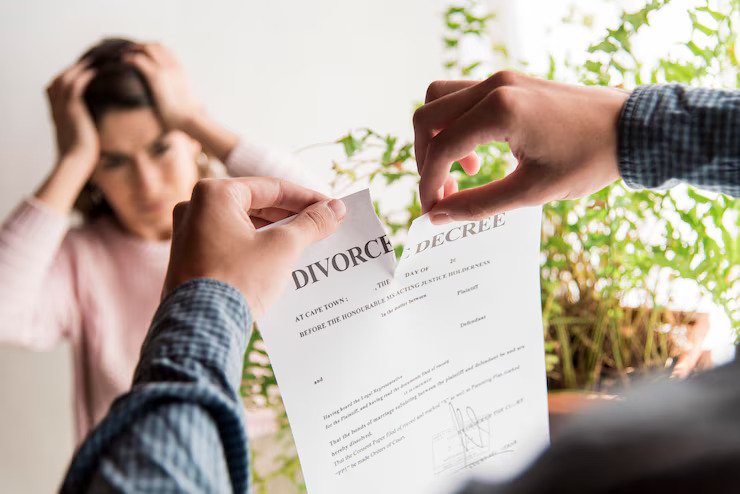 Best Divorce Lawyer in Gurgaon – Kiran Ashri