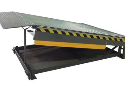 Hydraulic-dock-leveler-manufacturers-1