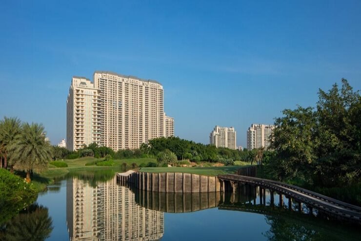 Business Meets Luxury: Elite Apartment Deal at DLF Magnolias